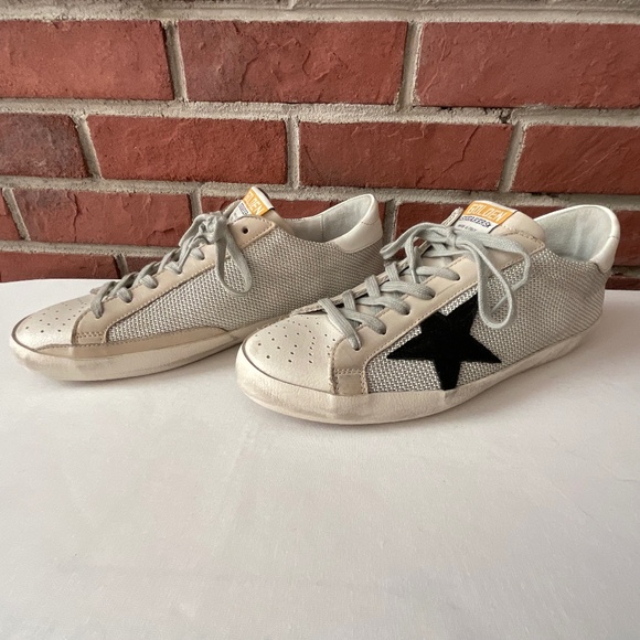 Golden Goose White Black Distressed Sneakers Size 42 NEW - Picture 1 of 13